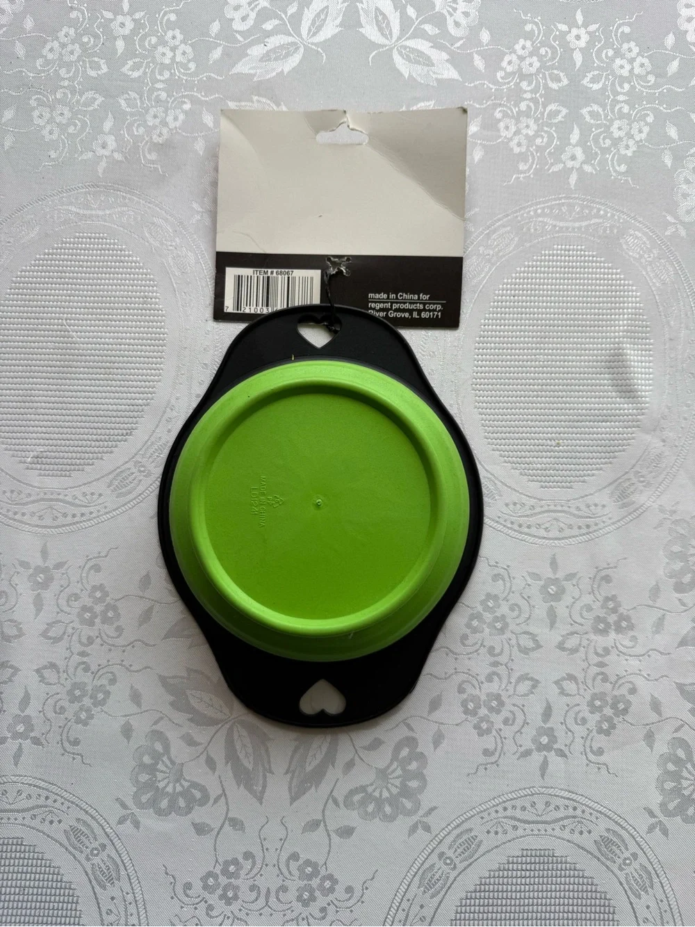Collapsible Pet Bowl - Green Silicone with Black Rim